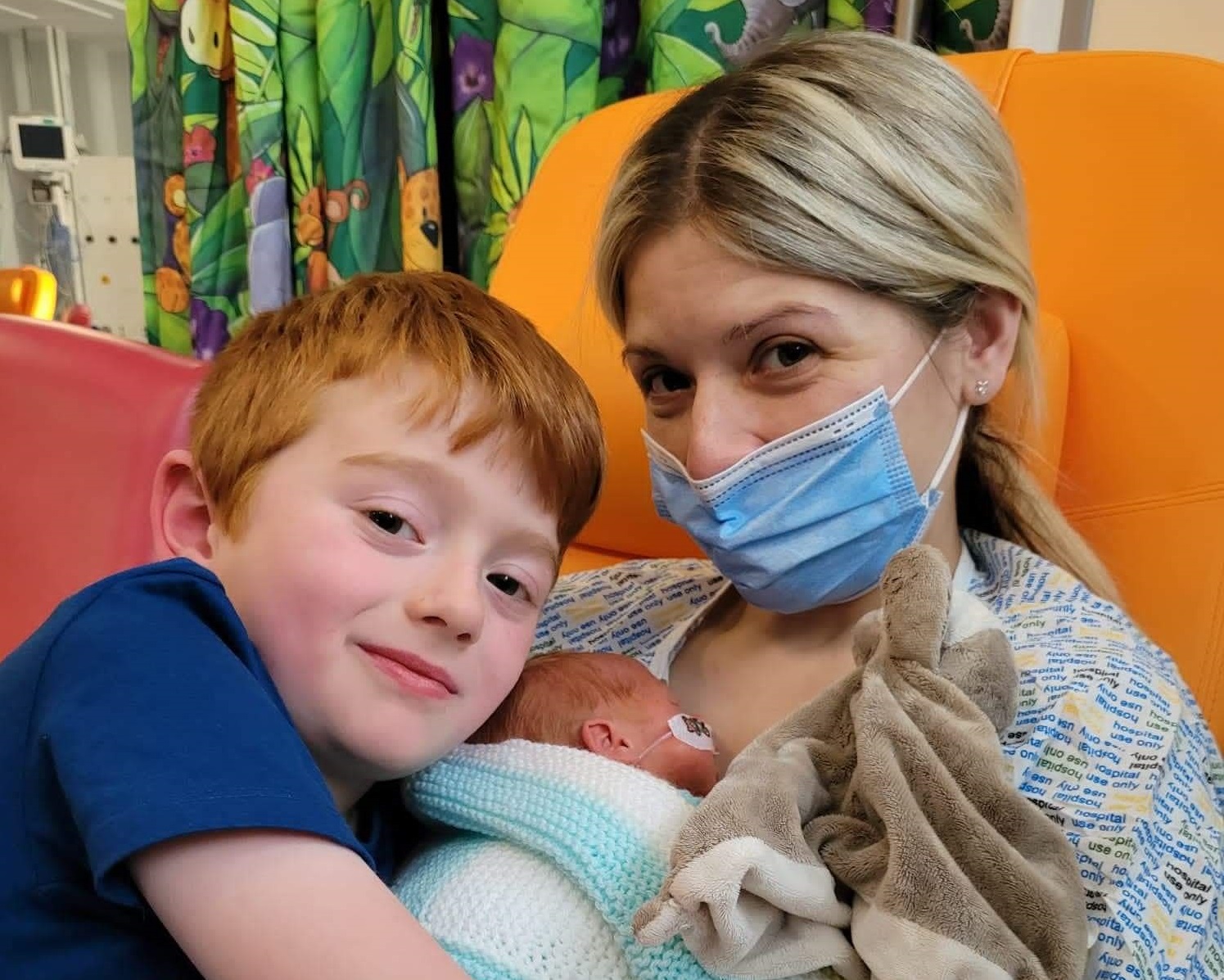 Mum Lynsey with family